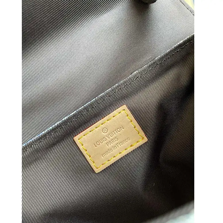 Brother Sam 2107YA0021 LV Bags 0725